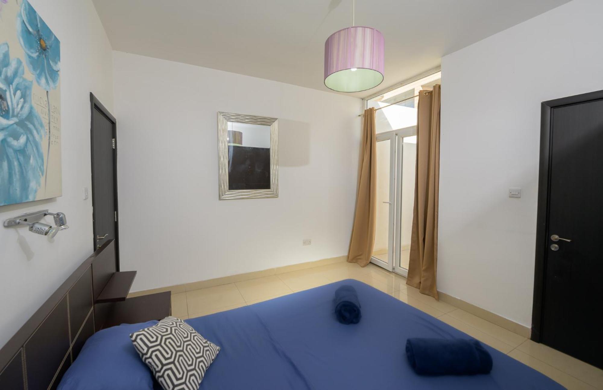 Stylish St.Julians Penthouse With Terrace In The City Centre With Seaviews Saint Julian's Exterior photo