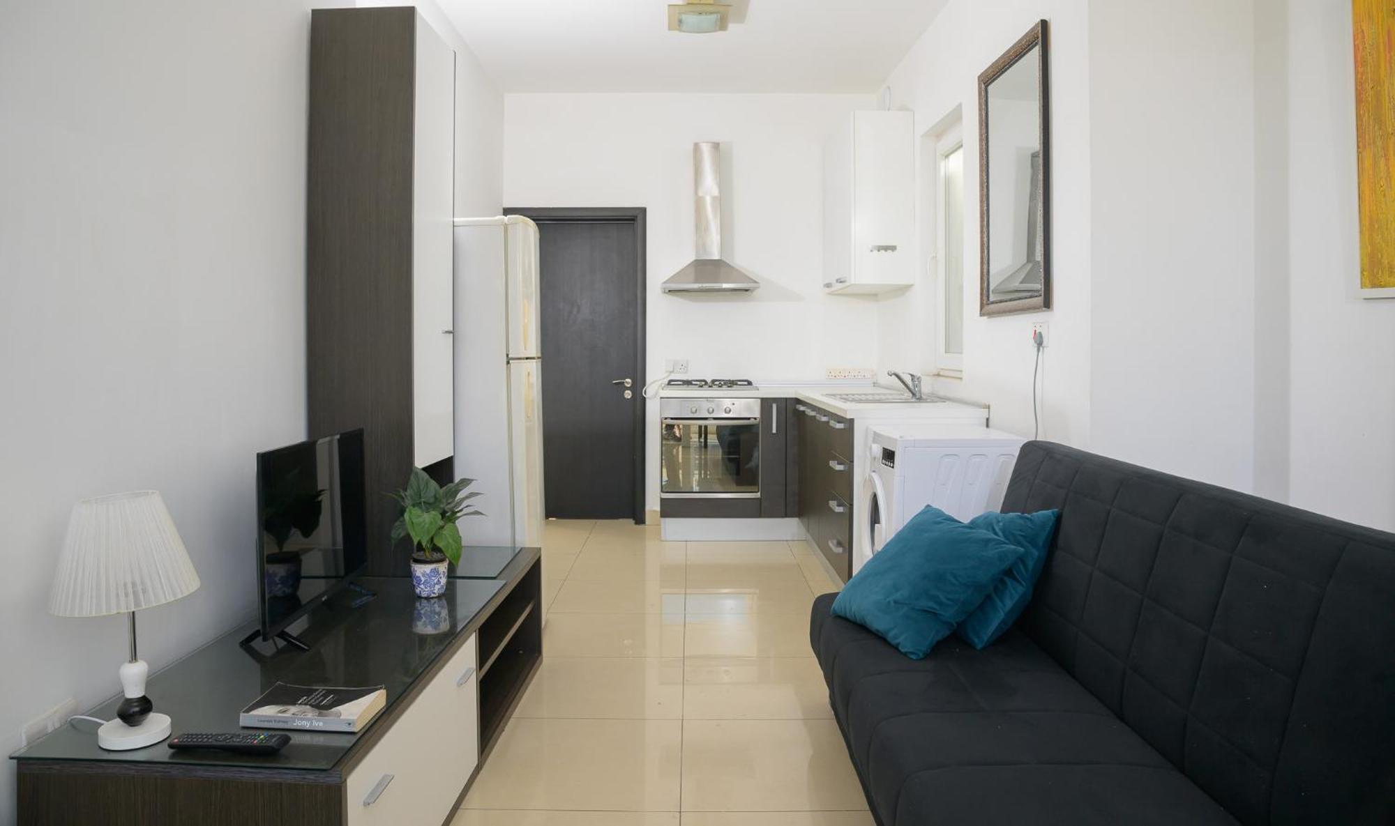 Stylish St.Julians Penthouse With Terrace In The City Centre With Seaviews Saint Julian's Exterior photo